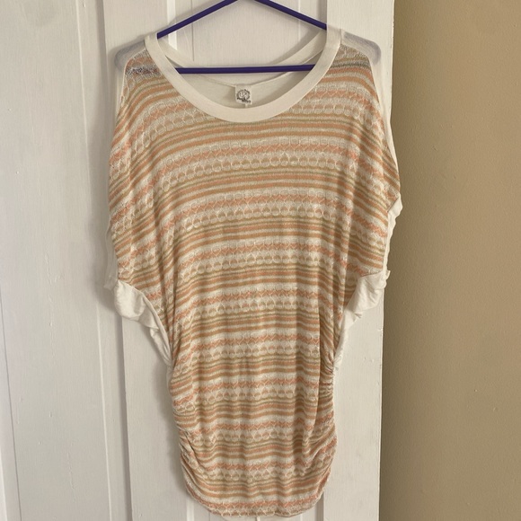 Sun & Moon cinched blouse size small - Picture 2 of 7